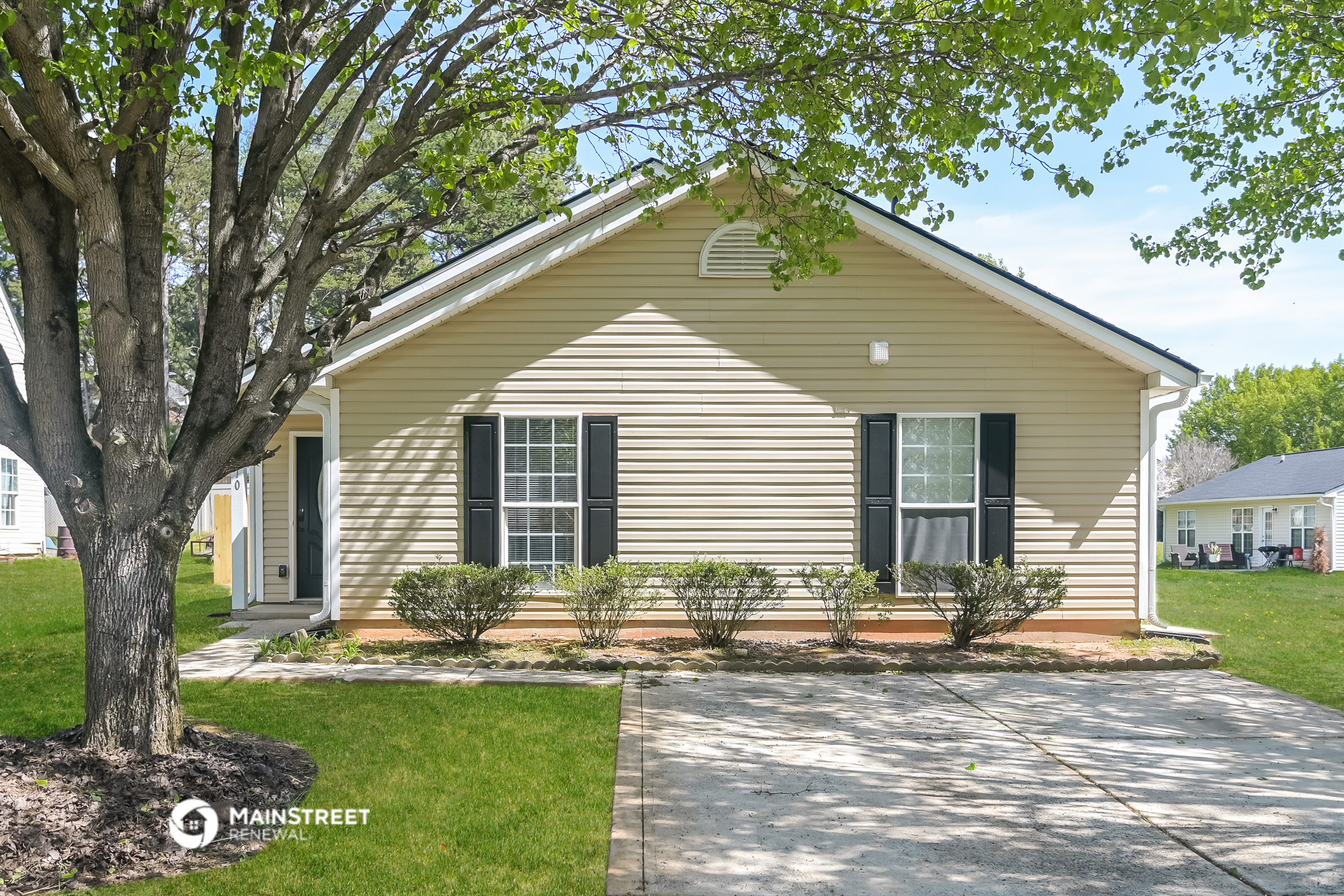 3310 BELL GLEN CT CHARLOTTE, NC 28269